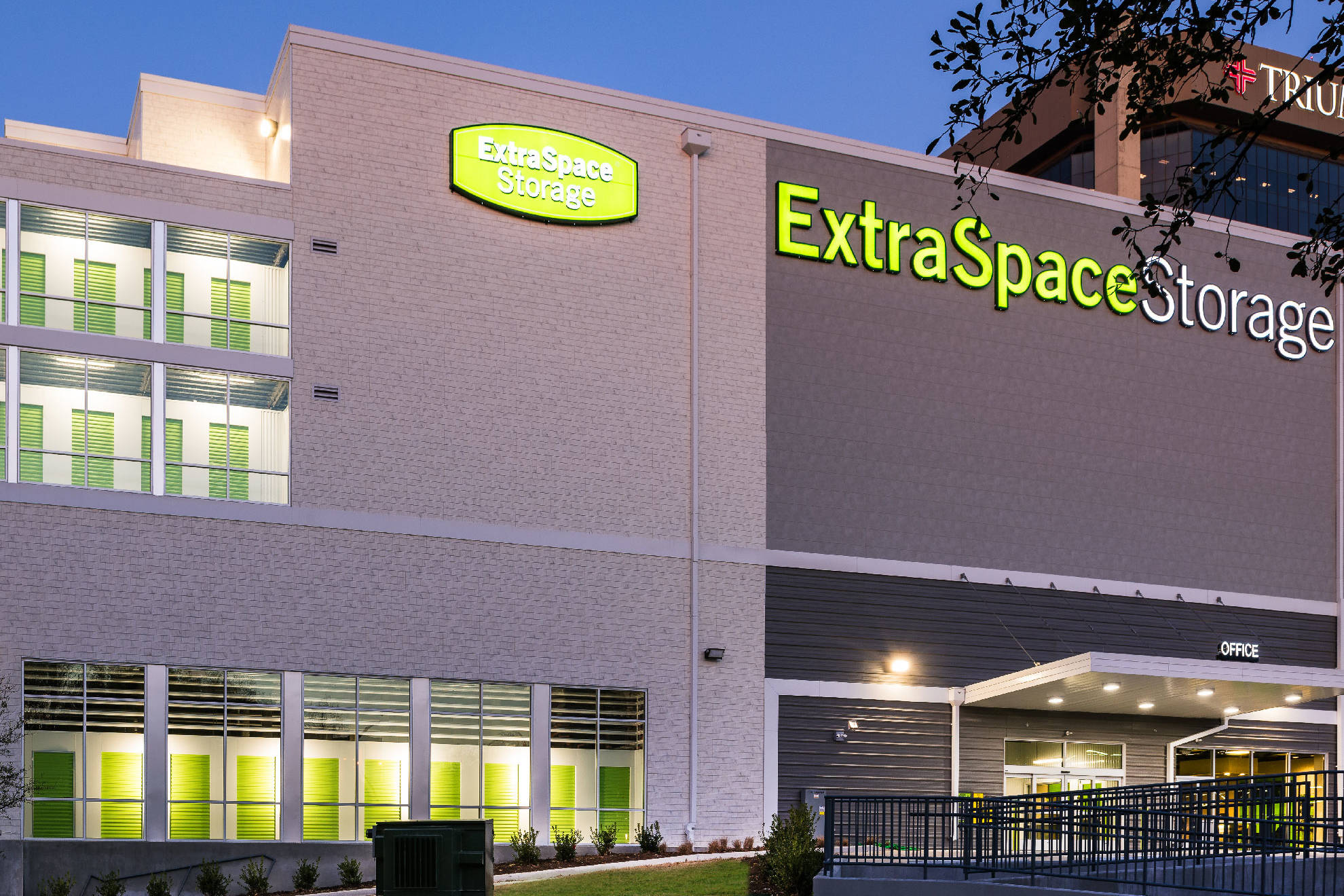 architecture-firm-industrial-gma-bannerdrive-feature-01